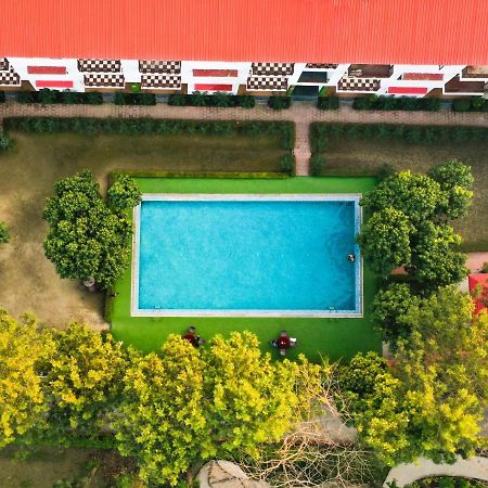 Atulya Resorts With 3Hr Early Check In Rāmnagar Exterior foto